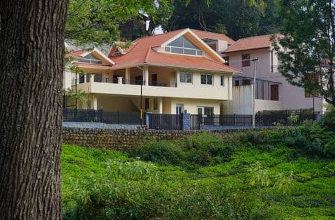 
          Serene Villa - Modern Bungalow in Coonoor for sale, Nilgiris - House for sale in Brooklands,Coonoor
          