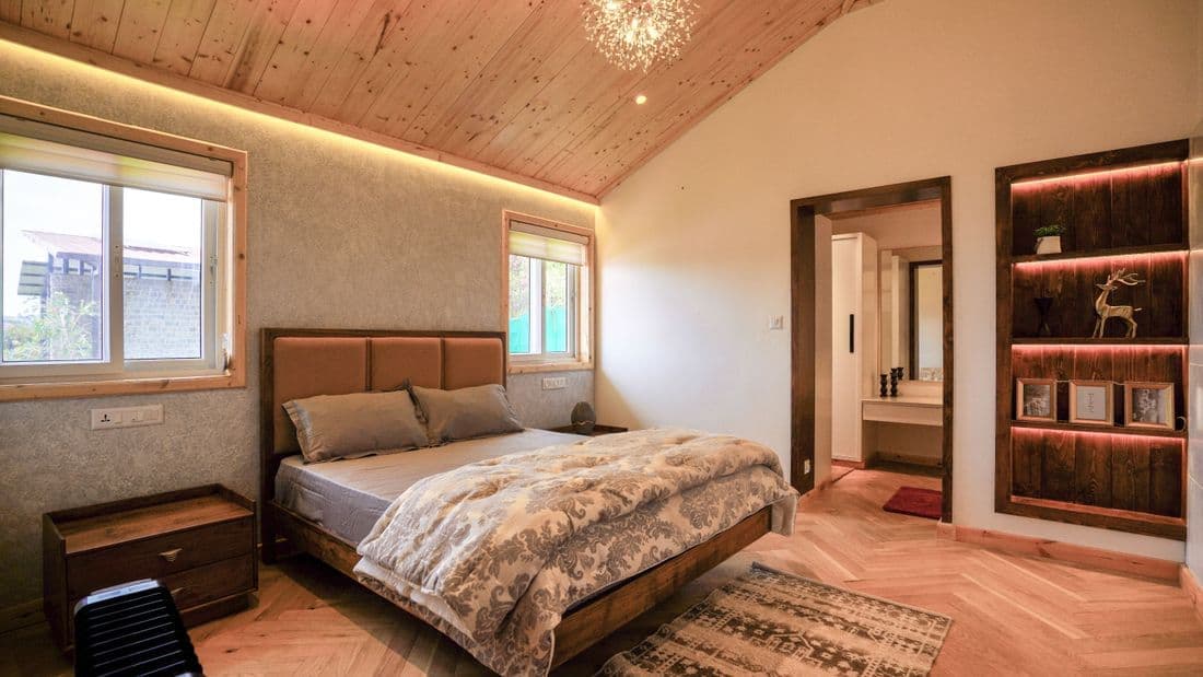 Master suite bedroom  