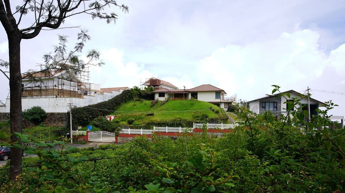 Seen is Xanadu, a homestay, with the clouds in the valley