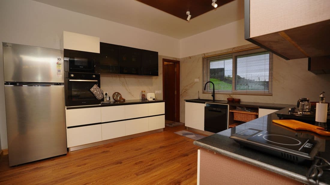 Fully equipped kitchen